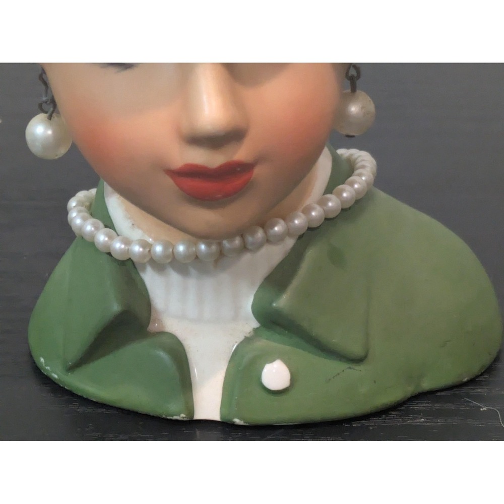 Vintage Napcoware Planter Ceramic Woman Vase Green Bow Pearl Necklace C8496 60s - Picture 2 of 11